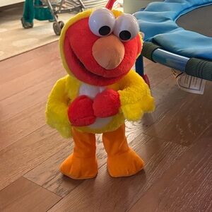 Sesame Street singing Elmo